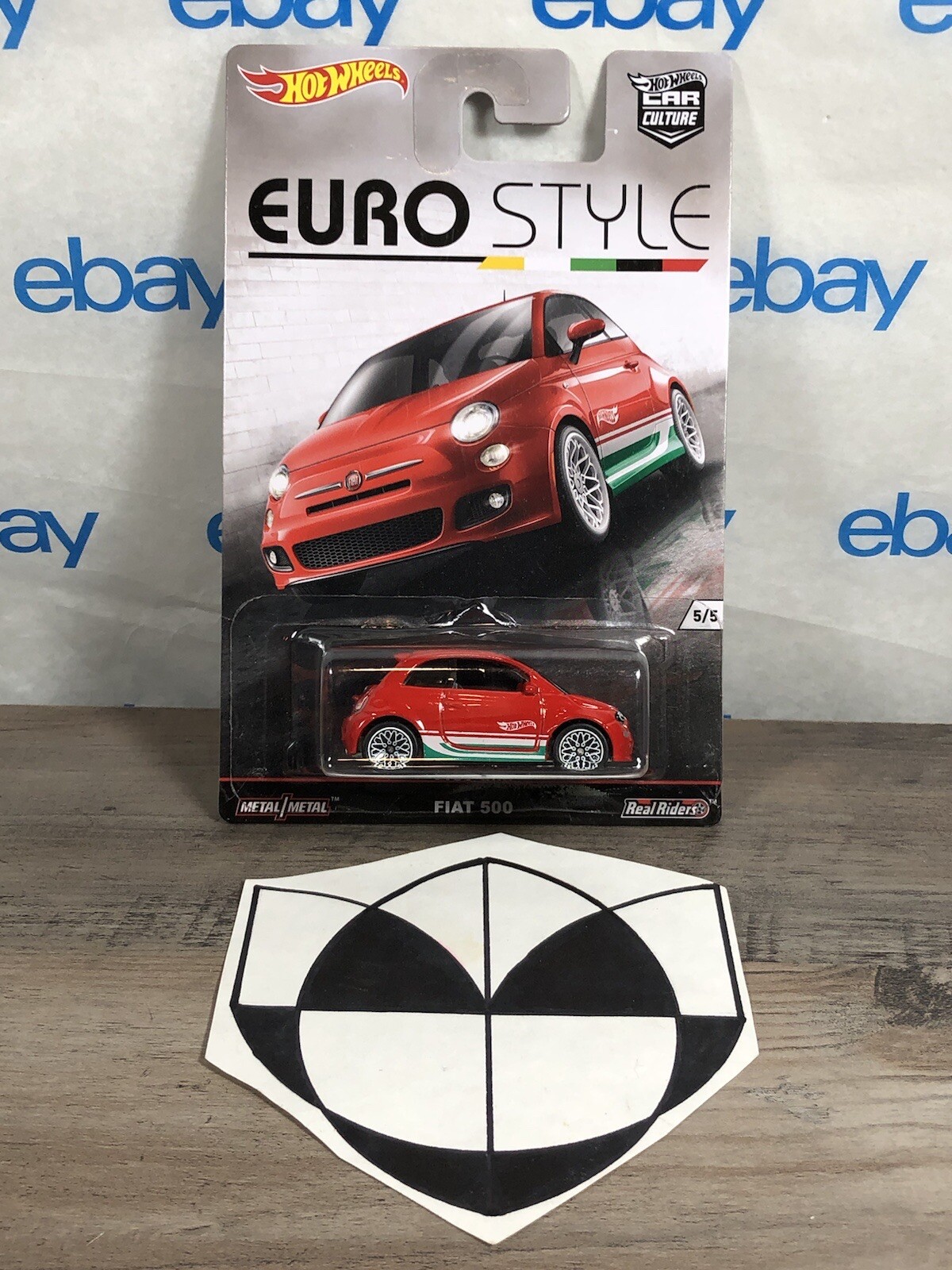 Packaging Hot Wheels Car Culture Euro Style Fiat 500 comes w/ Protech Case