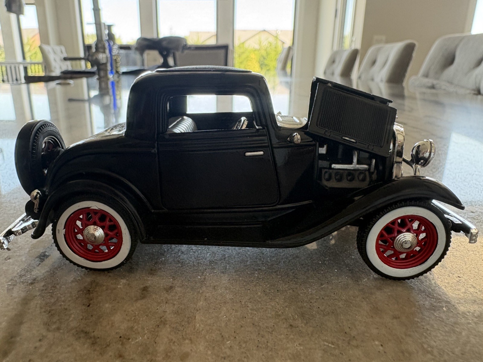 National Motor Museum Mint Diecast 1932 Ford 3-Window Coupe – FREE SHIPPING!
