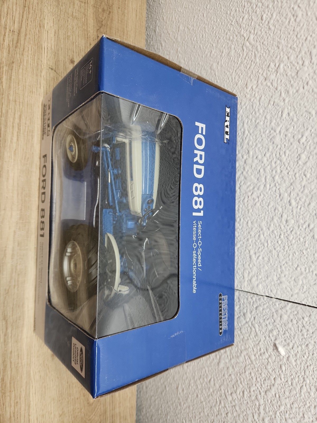 1/16 Ford 881 Select-o-speed Blue Chase Prestige Collection
