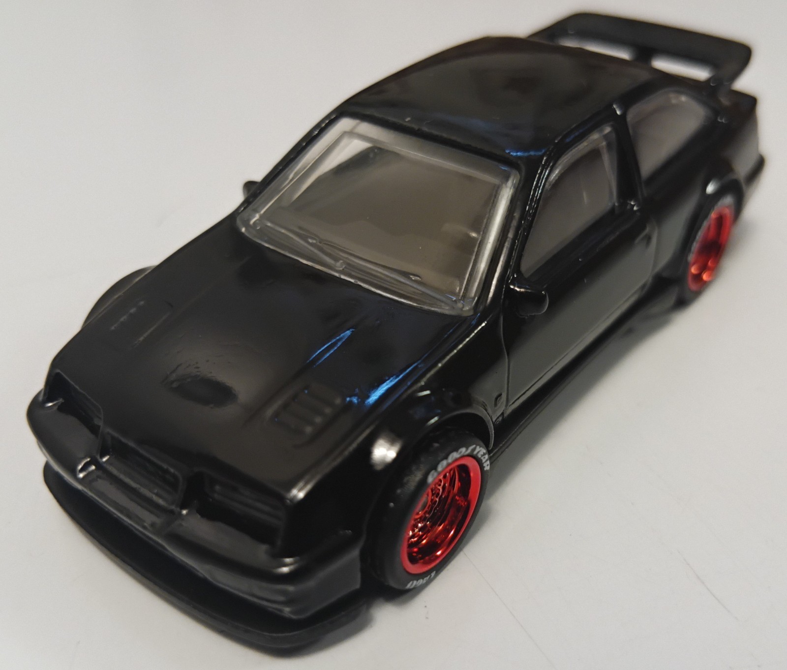Hot Wheels: ’87 Ford Sierra Cosworth (Gone in Sixty Seconds Series 2-Hana)