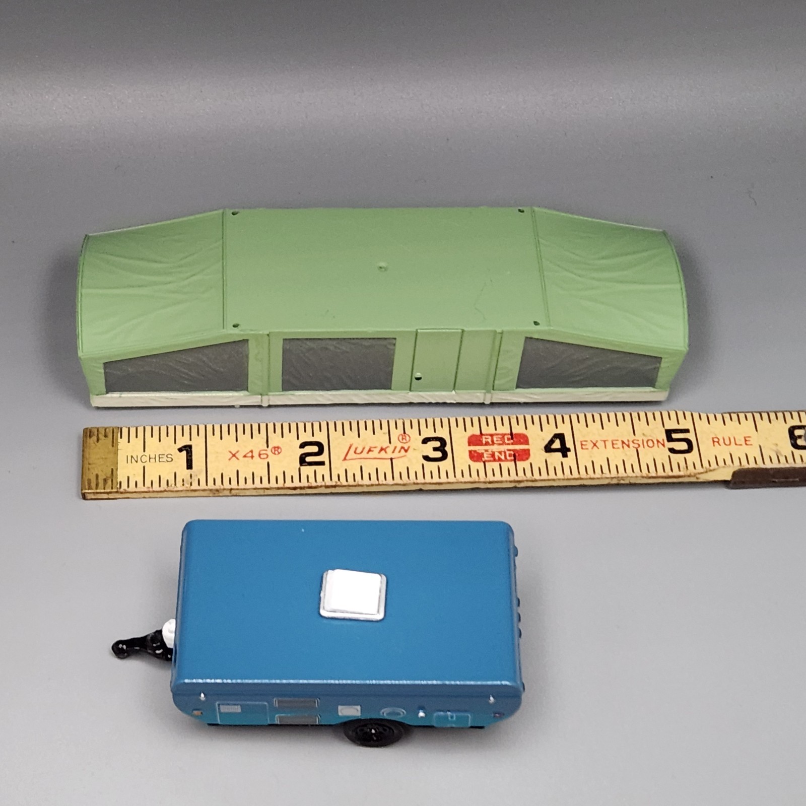 Pop-Up Camper Trailer Collectible 1/64 Scale Diecast Model Collector Car
