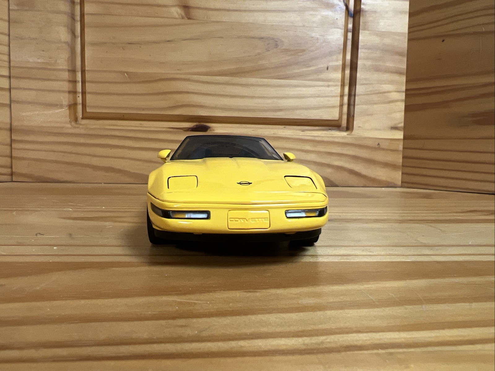 1995 Chevrolet Corvette ZR-1 Yellow Danbury Mint Diecast Replica 1:24