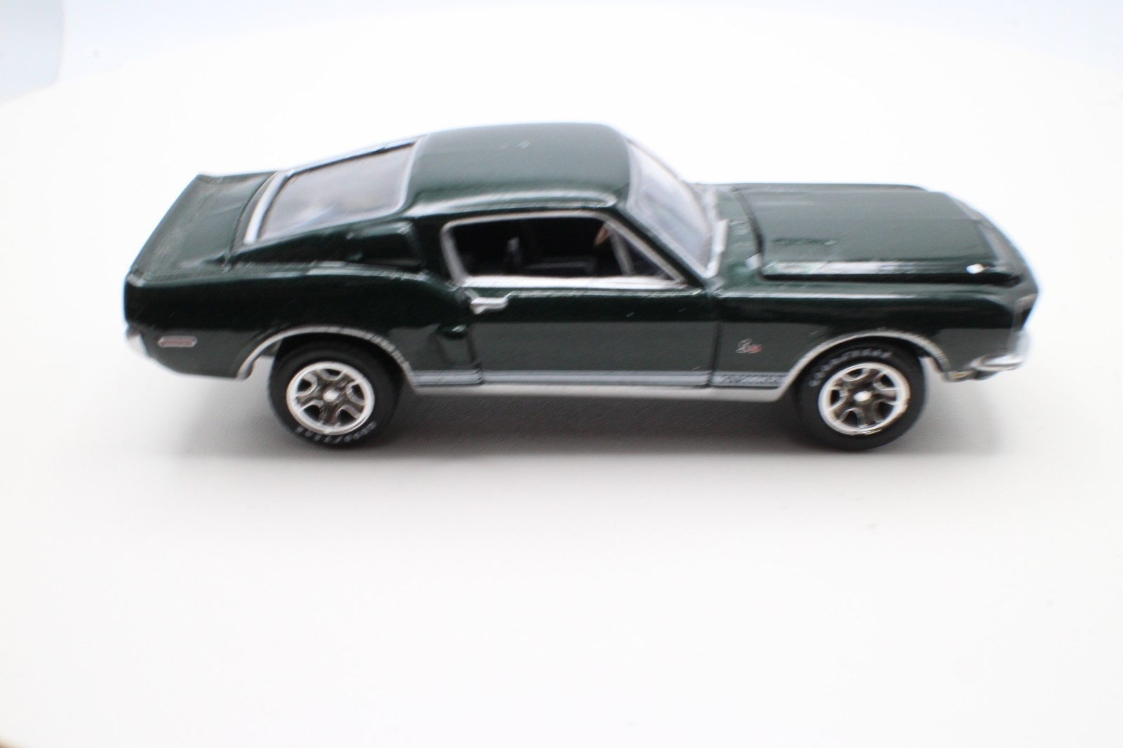 Johnny Lightning 1968 Shelby GT500KR Dark Green Metallic 1:64 Loose Rubber Tires