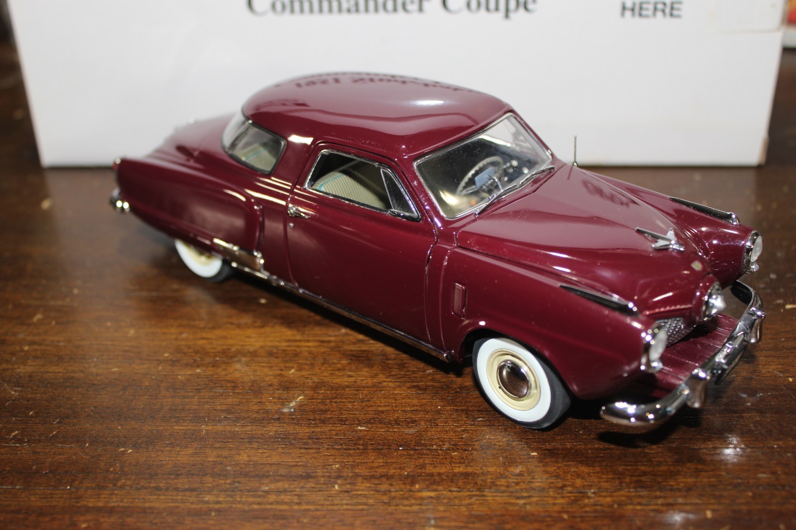 Danbury Mint 1951 Studebaker Commander Coupe 1/24