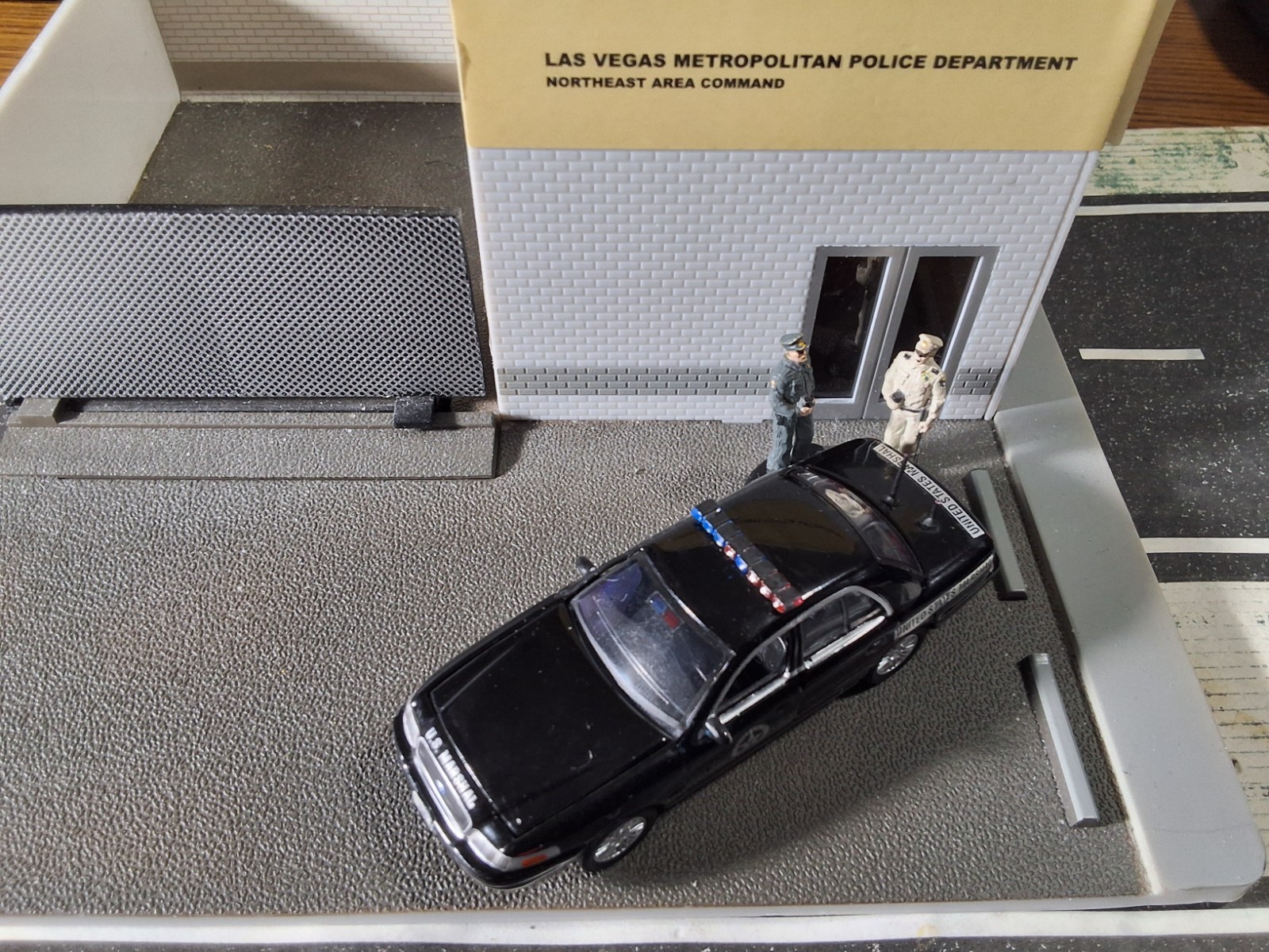 Greenlight Police Ford Crown VIC UNITED STATES MARSHAL Custom unit ONE OF A KIND