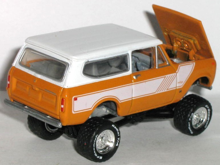 1979 79 INTERNATIONAL HARVESTER _ SCOUT II 4X4 / Rubber Tire / Hood Open Diecast