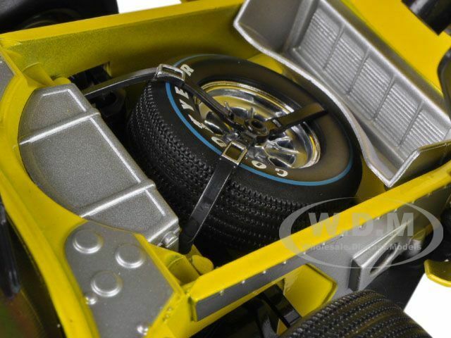 1966 FORD GT-40 MK II #8 YELLOW 1/18 DIECAST MODEL CAR SHELBY COLLECTIBLES SC417