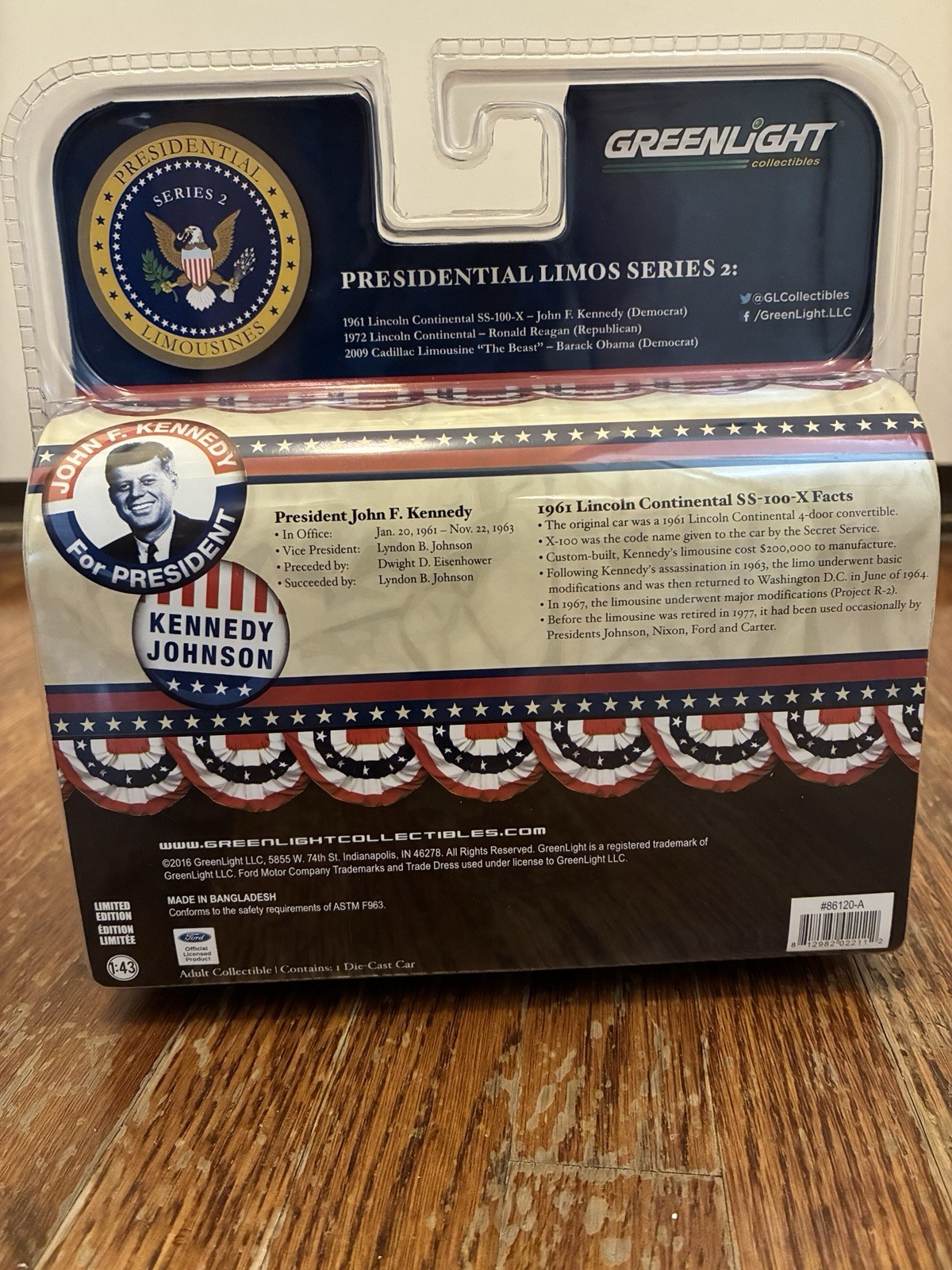 Greenlight 1961 Lincoln Continental SS-100-X John F Kennedy 1/43 Scale DieCast