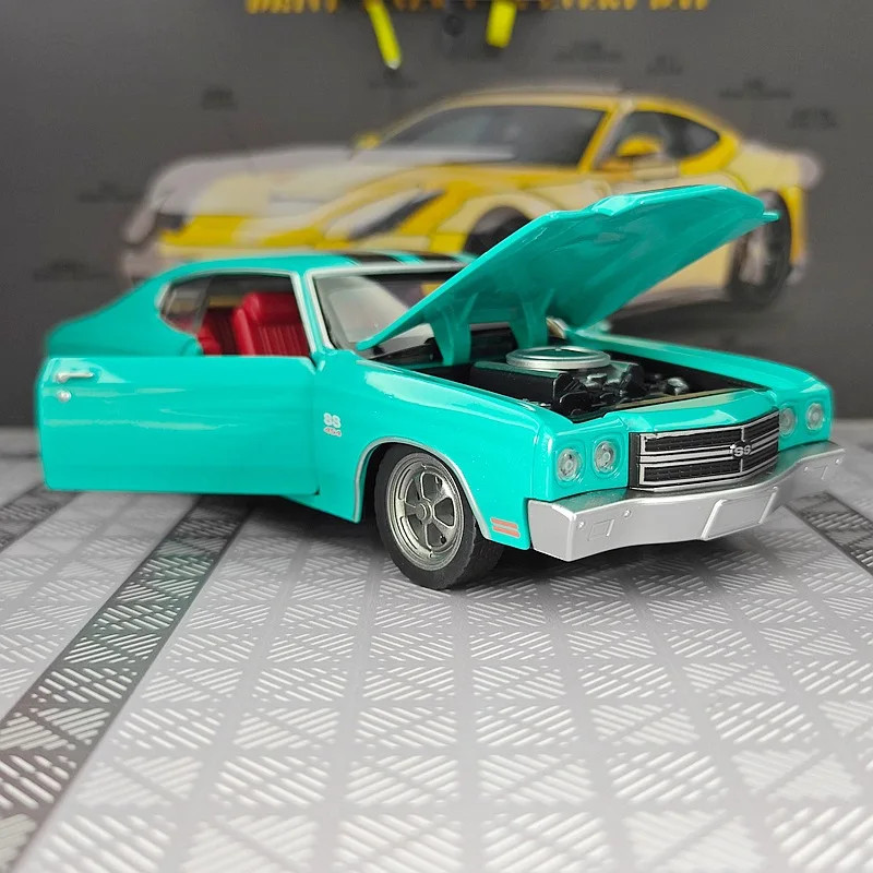 1:24 Chevrolet Chevelle SS 454 1970 Alloy Super Sports Car Model Metal Muscle Ra