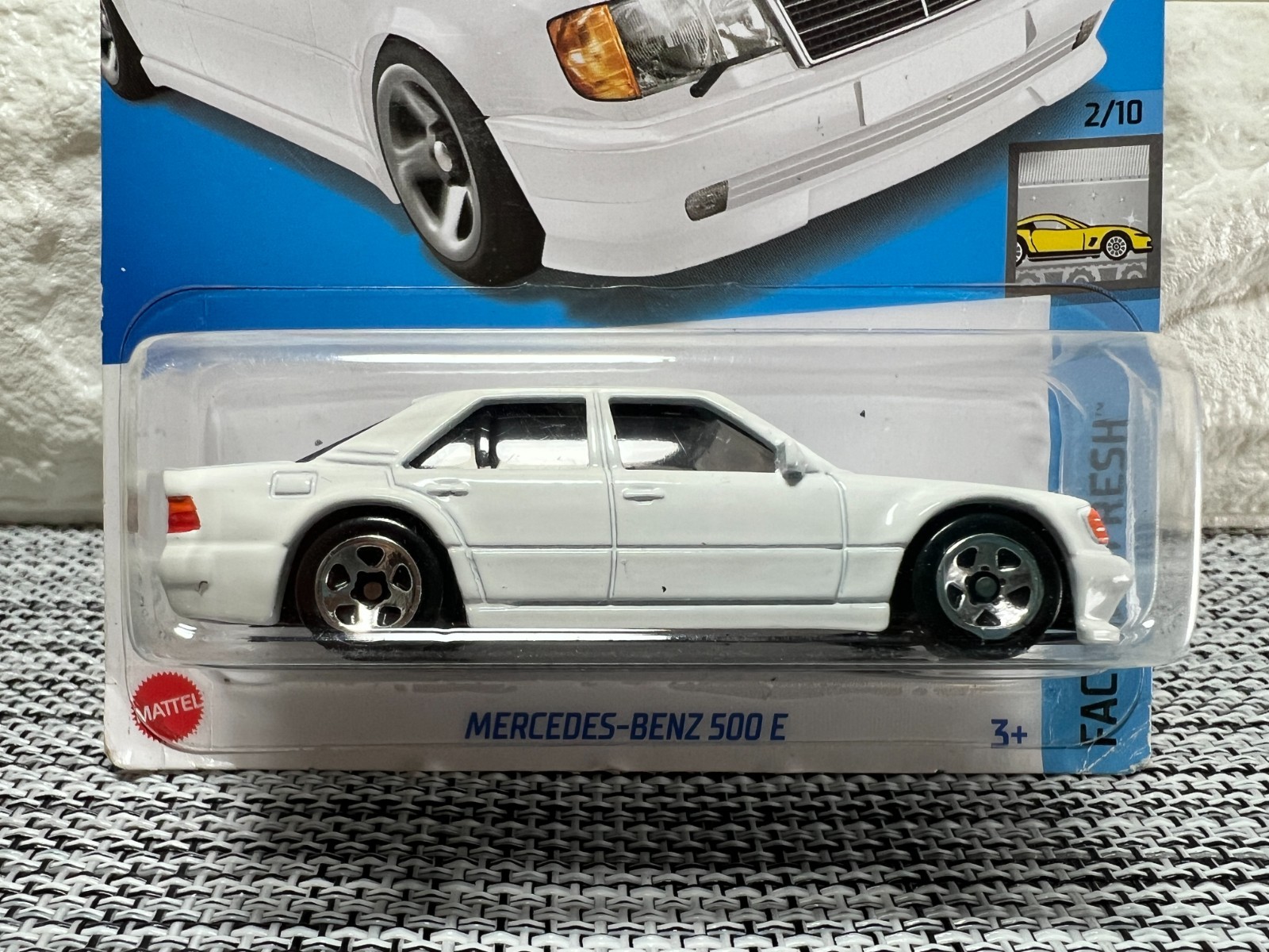 Hot Wheels Factory Fresh 2/10 Mercedes-Benz 500 E 86/250 Dollar General White
