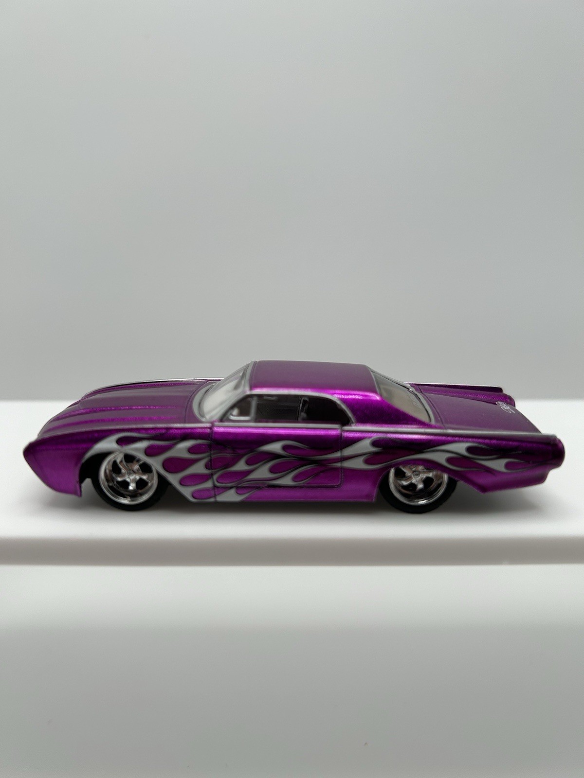 Jada Dub City 1/64 1963 Ford Thunderbird, Pinkish W/flames Rick Dore Signed. 06