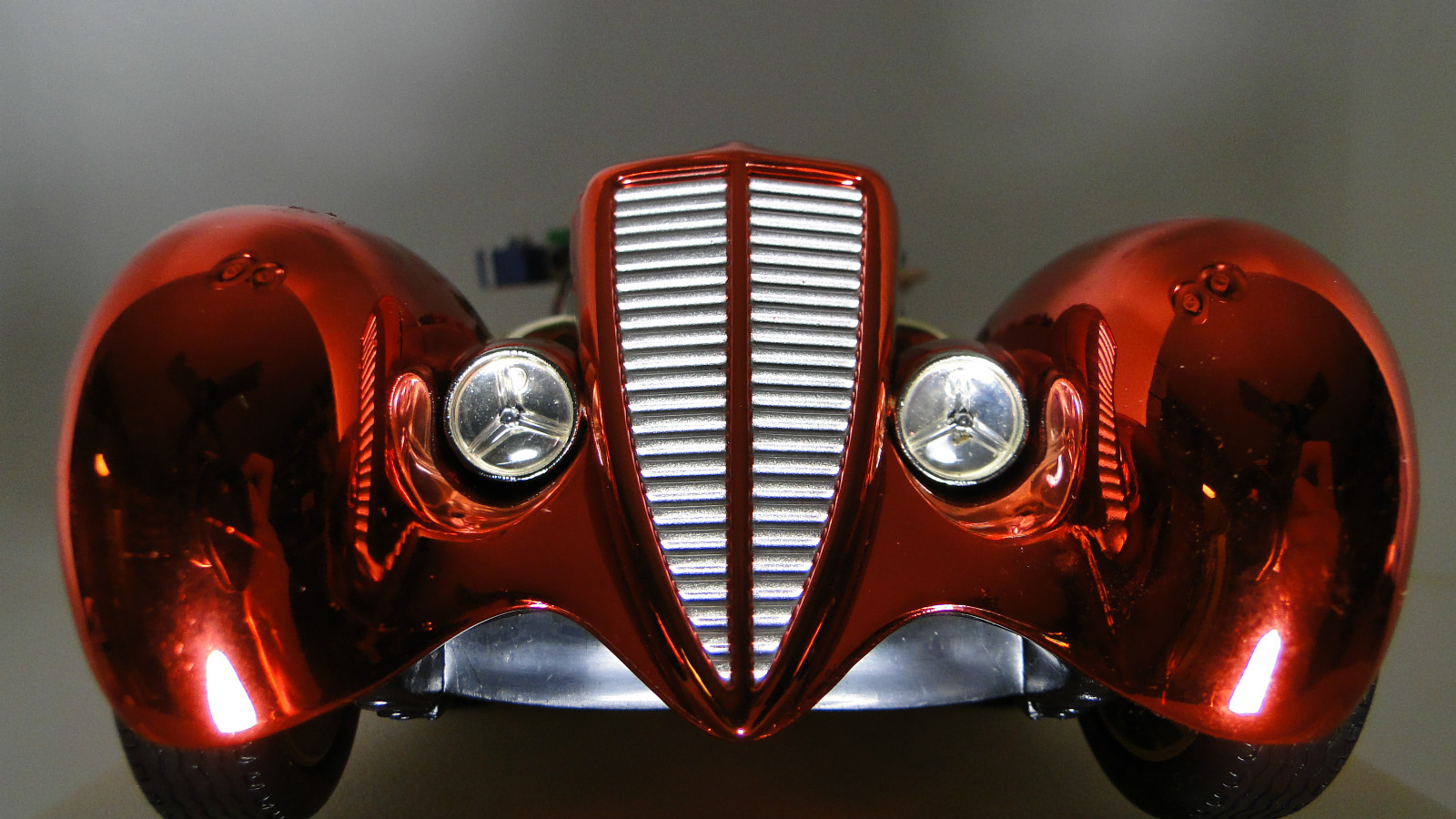 Hot Rod Classic Custom Built Concept 1 Model 12 Race Car 24 18