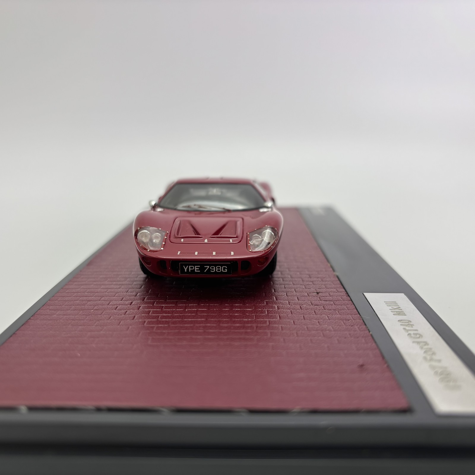 Matrix 1/43 1967 Ford GT40 MkIII Red Resin Car Model