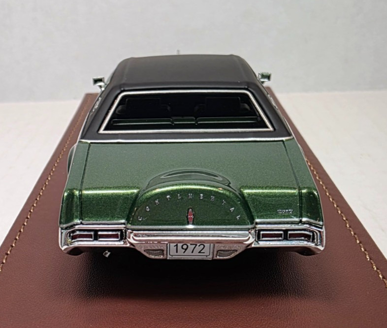 GLM 1:43 1972 Continental Mark IV by Lincoln-Mercury Ivy Green Moondust Metallic