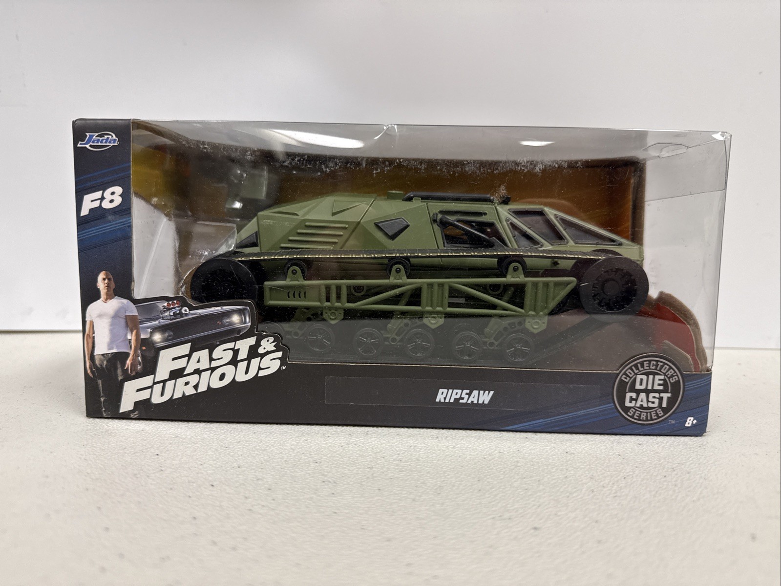 Jada 1:24 Fast & Furious Ripsaw Tank