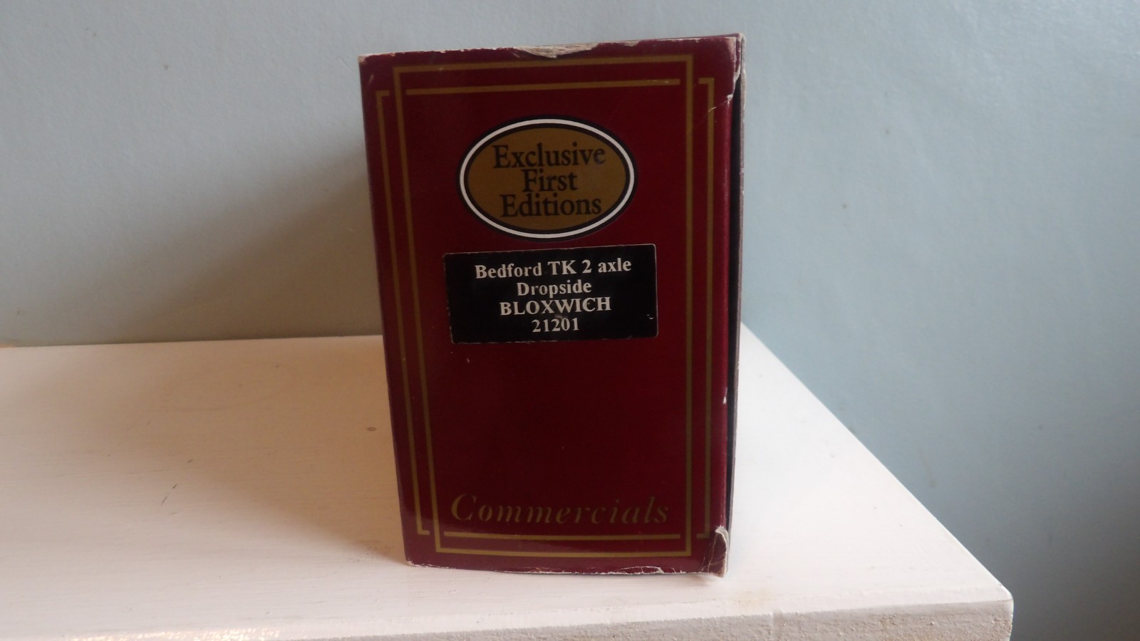 E.F.E COMMERCIALS SERIES 21201 BLOXWICH BEDFORD TK BOXED