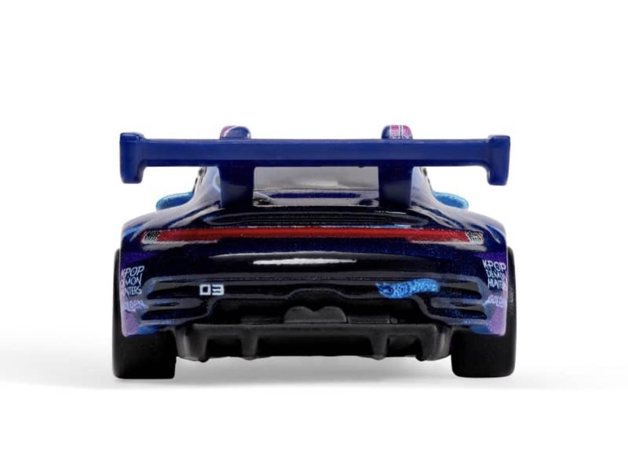 Hot Wheels K-POP Demon Hunters Porsche 911 GT3 R 1:64 Presale