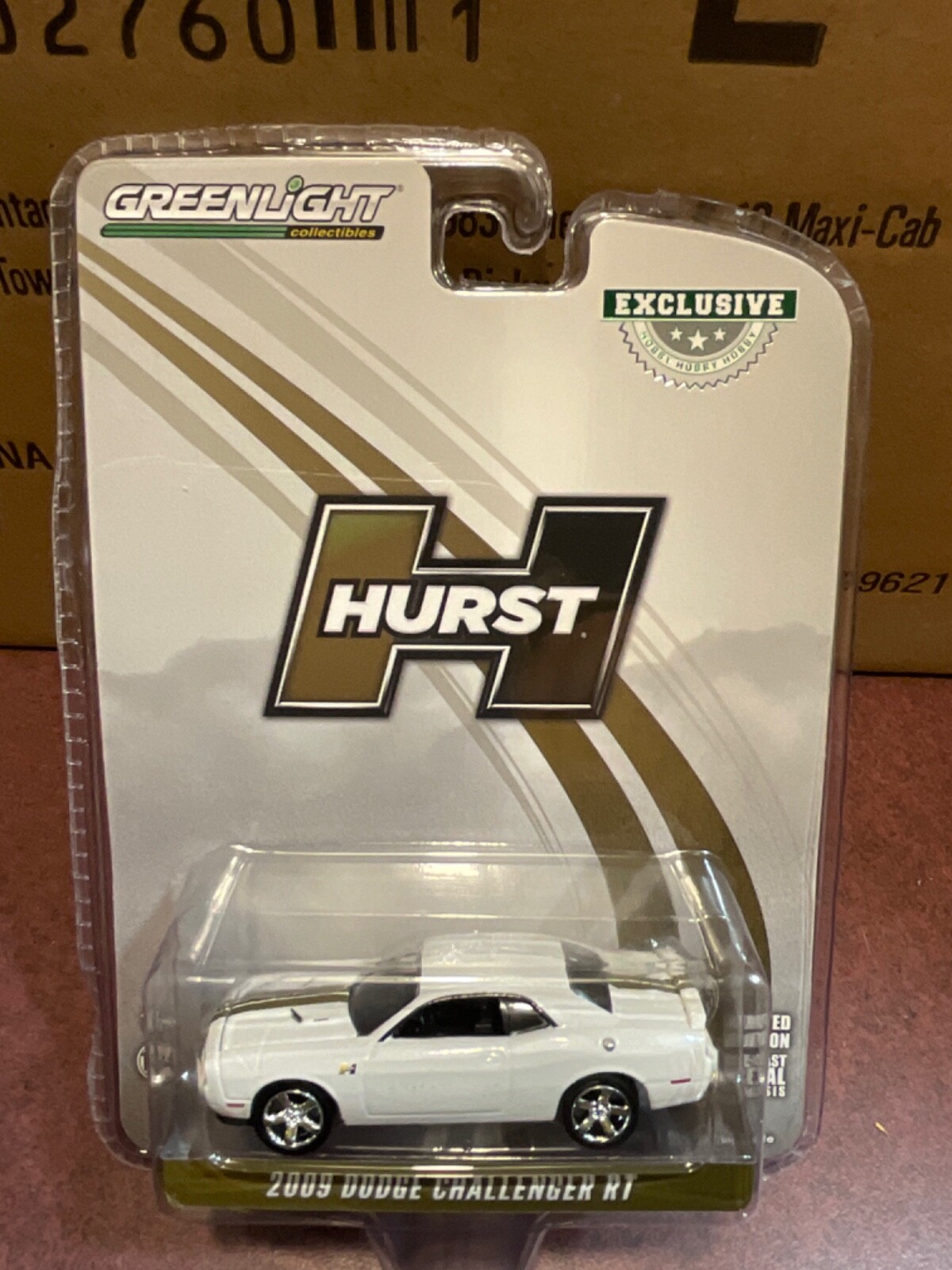 Greenlight Hobby Exclusive 2009 Dodge Challenger HURST performance edition