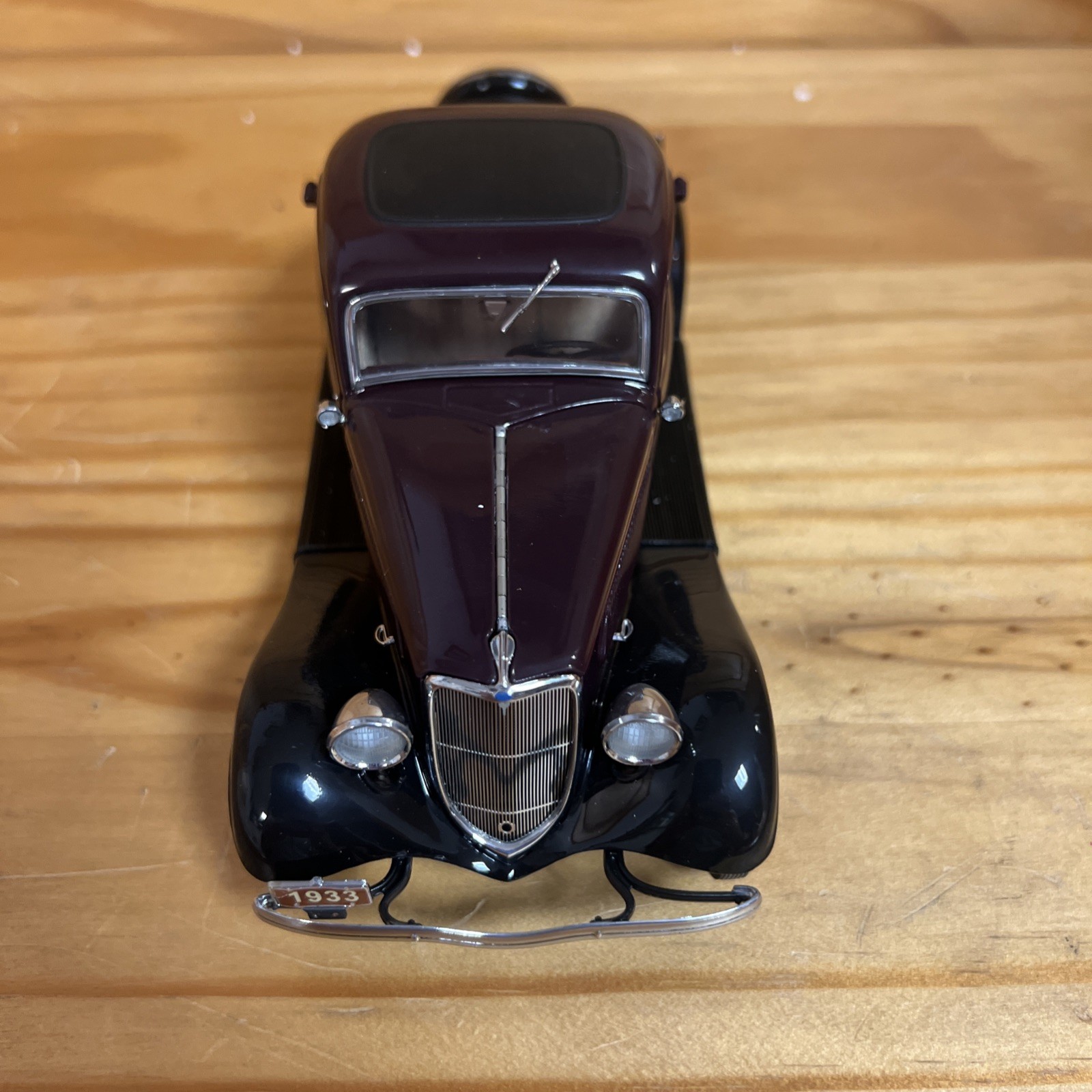 1933 Ford Deluxe Coupe Model 40 Coach Maroon Danbury Mint Diecast Replica