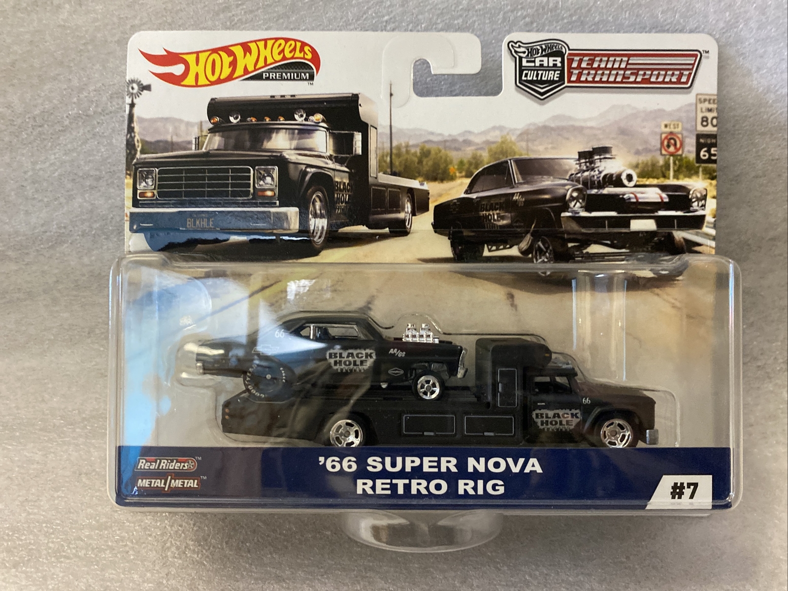 Hot wheels exclusives team transport ‘66 Super Nova Retro Rig #7 NIB