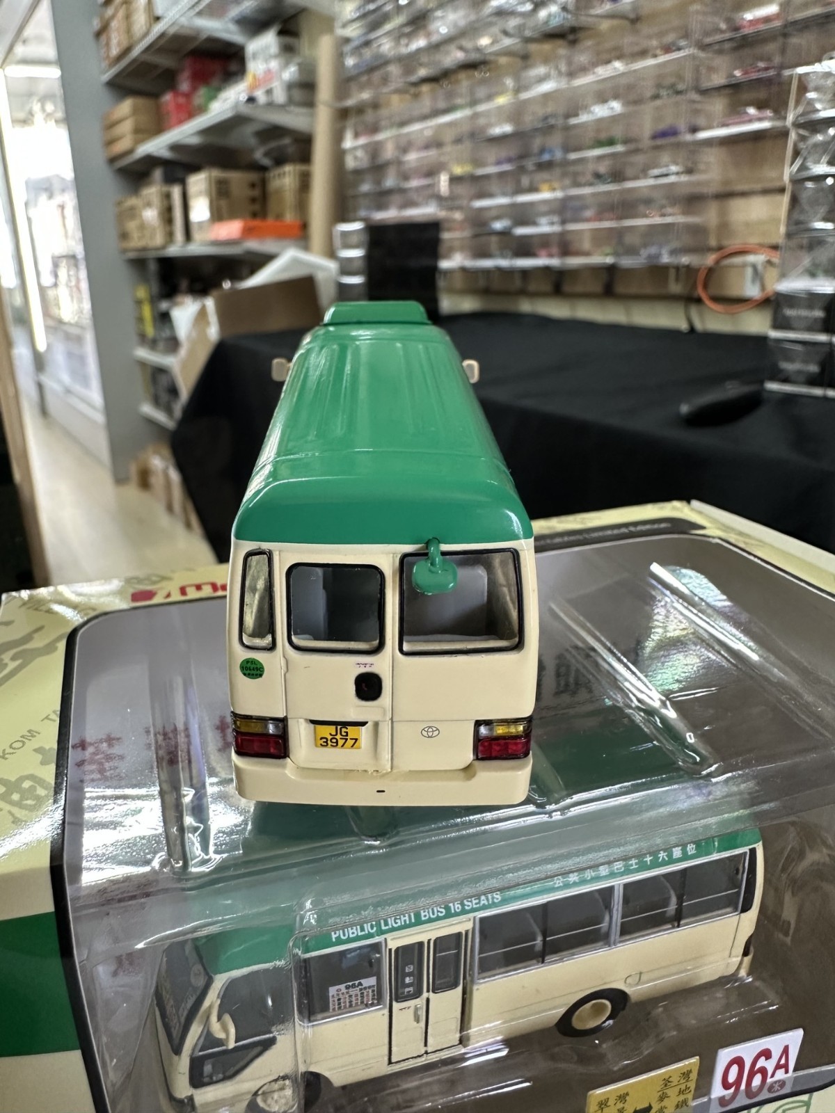 TOYOTA COASTER HONG KONG MINIBUS MINI BUS WHEELS STEER 1/64 DIECAST BY MODEL 1
