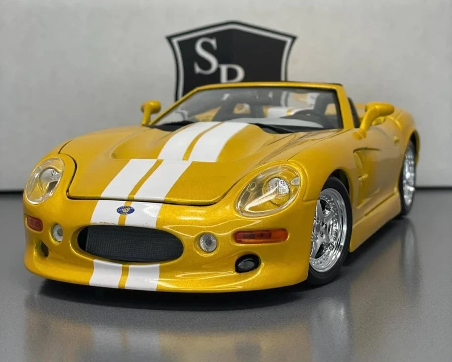 Shelby Series one 1:18 Maisto Exclusive Style Special Edition – Yellow