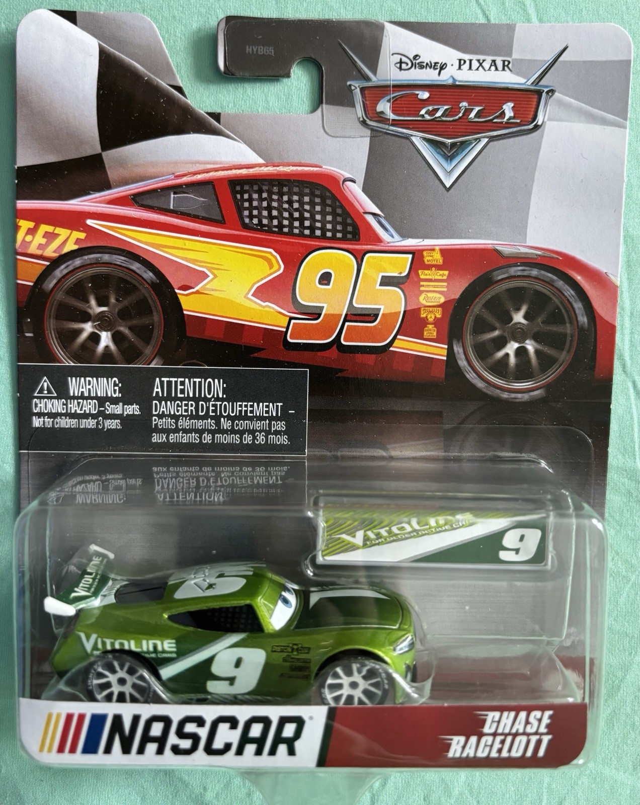DISNEY/PIXAR CARS NASCAR CHASE RACELOTT 9 VITOLINE