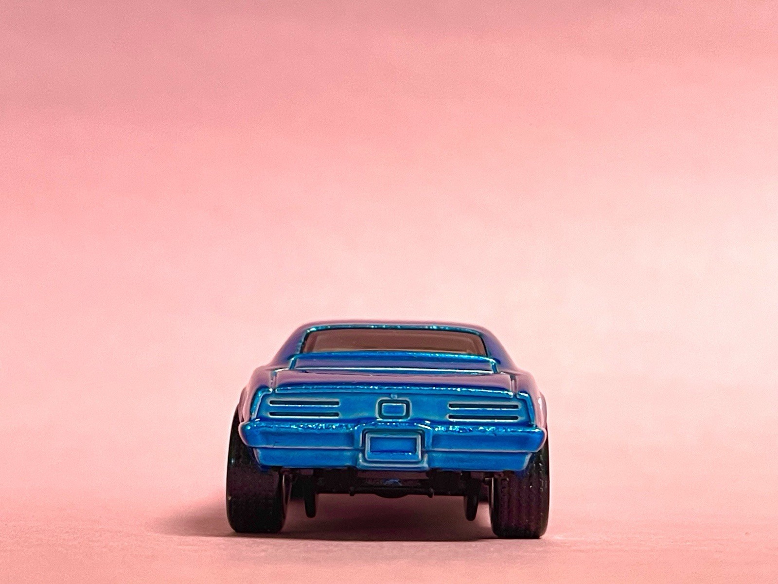 Hot Wheels New 2026 Super Treasure Hunt 67’ Firebird LOOSE