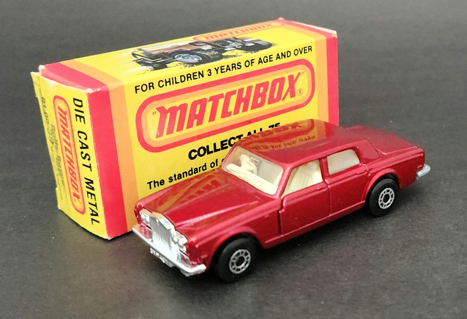 Lesney Matchbox Superfast #39 Red ROLLS ROYCE SILVER SHADOW w/ Opening Doors