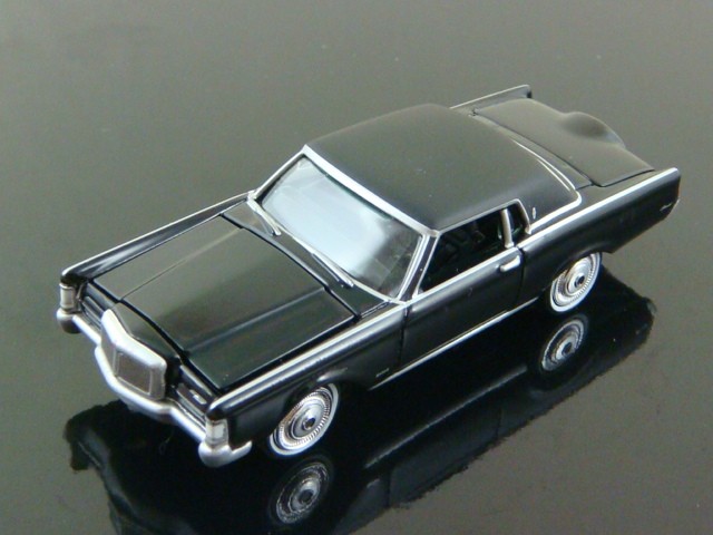 Elvis’s Triple Black 1969 Lincoln Continental Mark III 1/64 Scale Limited Edit R