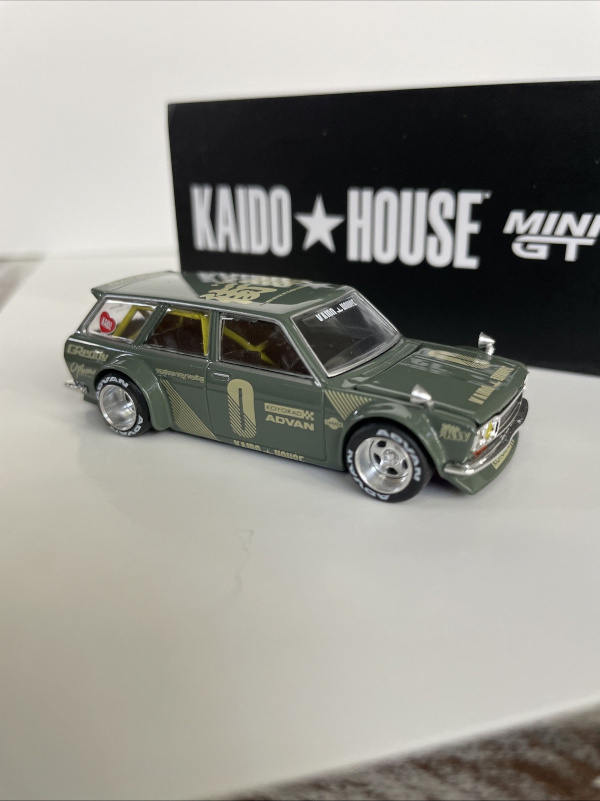 2022 Mini GT Kaido House 010 Datsun 510 Wagon Green KHMG010 (Open Box) 1:64