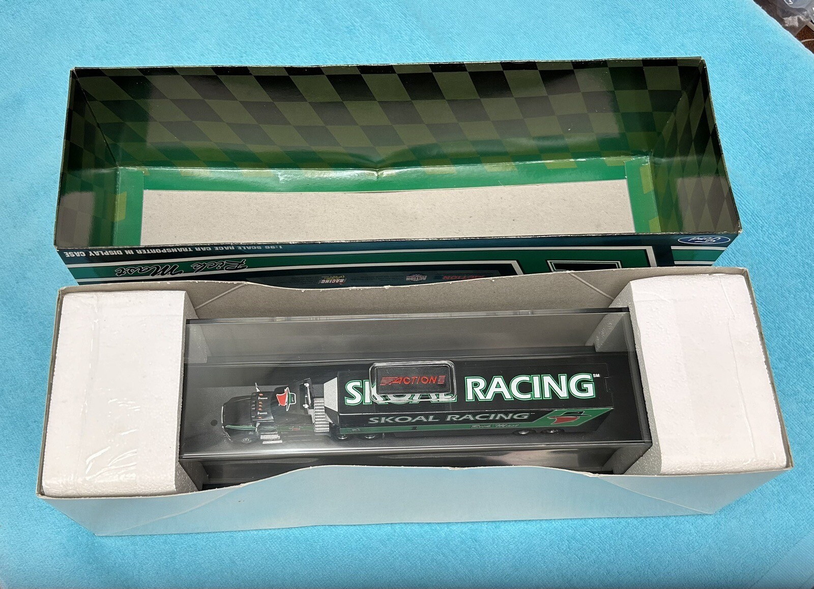 RICK MAST ACTION SKOAL RACING RACE CAR TRANSPORTER 1:96 SCALE ADULT COLLECTABLE