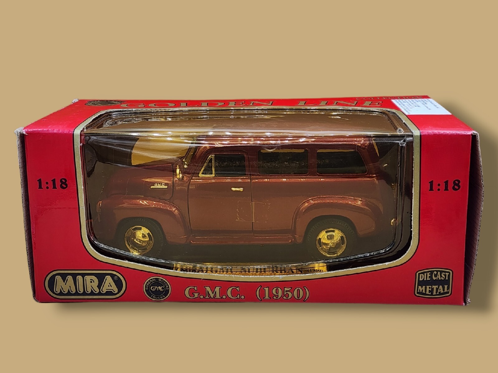 Mira Golden Line 1:18 Scale Diecast Metal G.M.C. 1950 Burgundy Red Suburban MIB