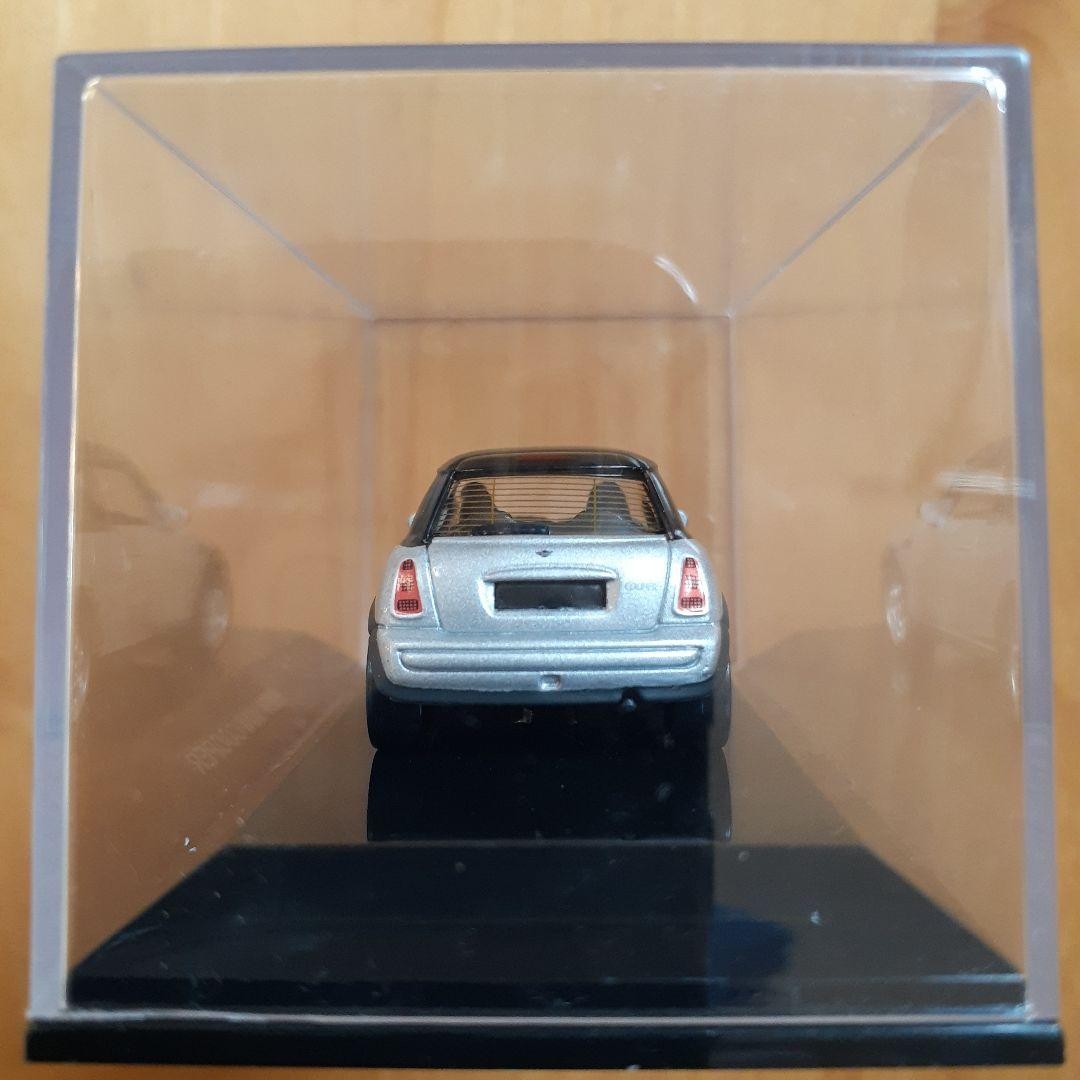 AUTOart BMW MINI COOPER 2 Black Diecast Model Car