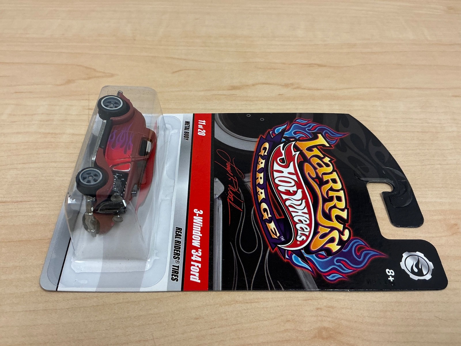 2009 Hot Wheels Larry’s Garage 3-Window ‘34 Ford Int Chase w/Real Riders Read