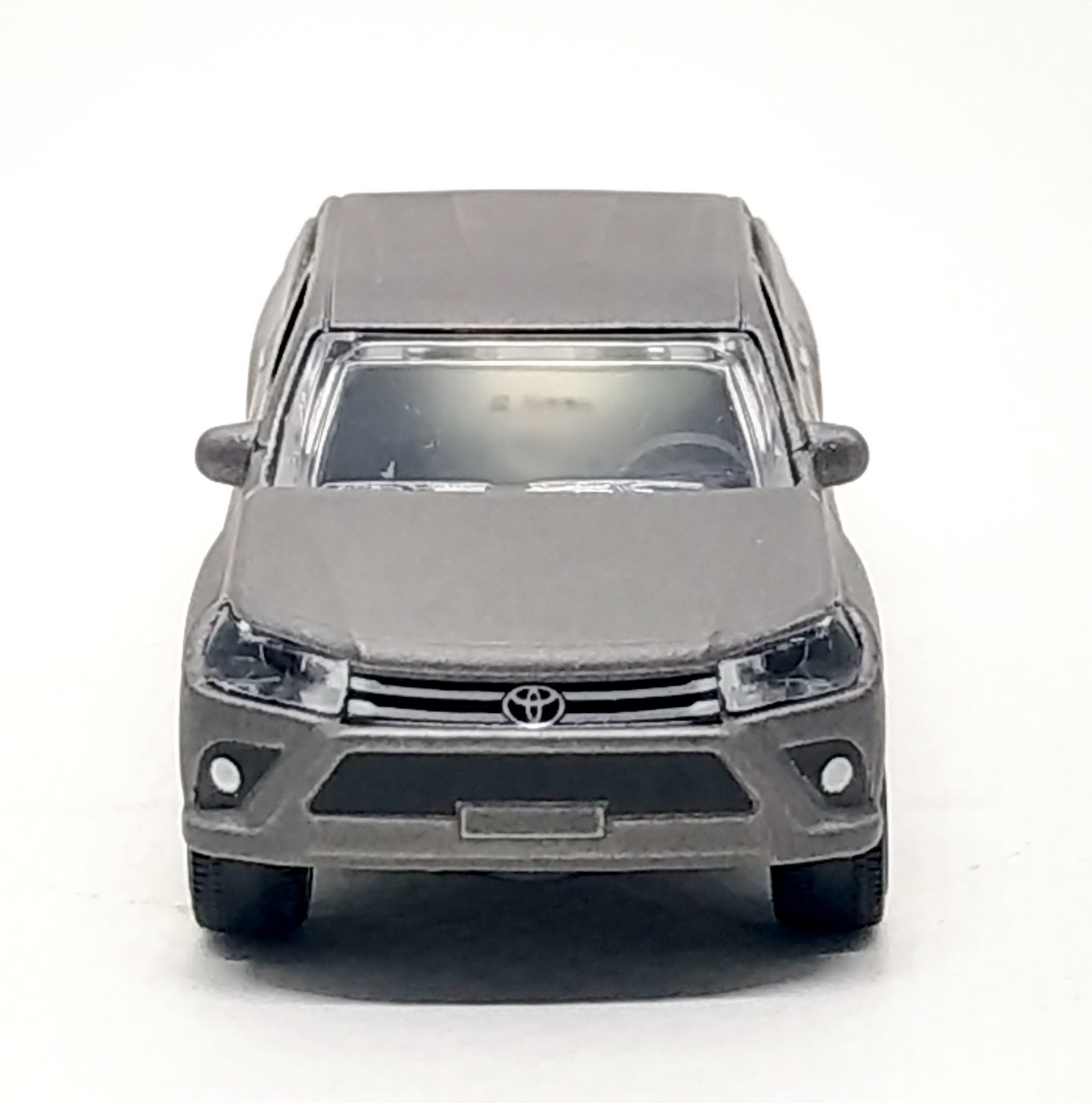 Majorette Toyota Hilux Revo Gray (no hard top) 1:58 (3″) no Package