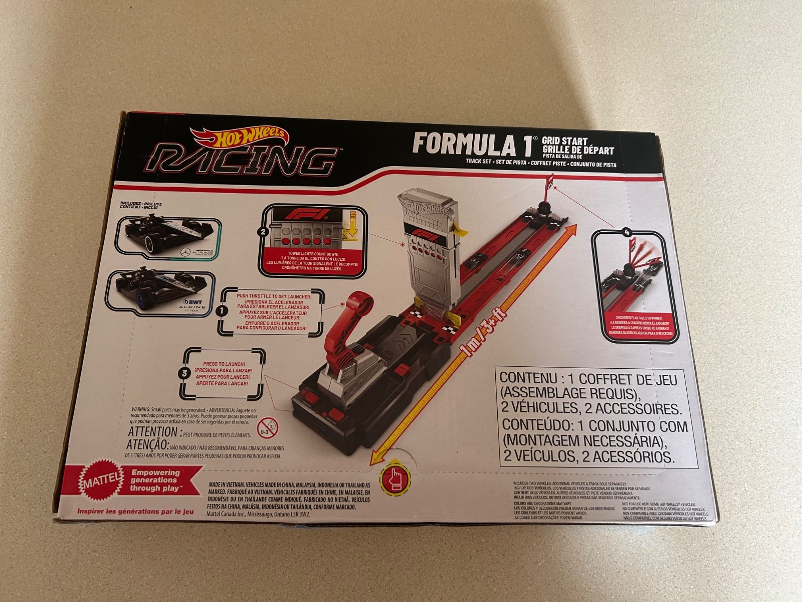 Hot Wheels Racing Formula 1 Grid Start Playset with 2 F1 Cars 2026 New Drag Race