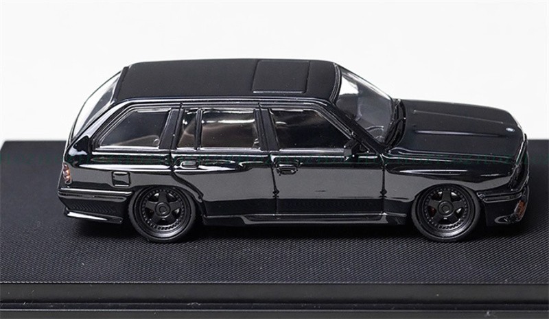 Mortal BMW E30 3 Series Touring Lowered Version Black Wheel LTD 1:64 Pre-built