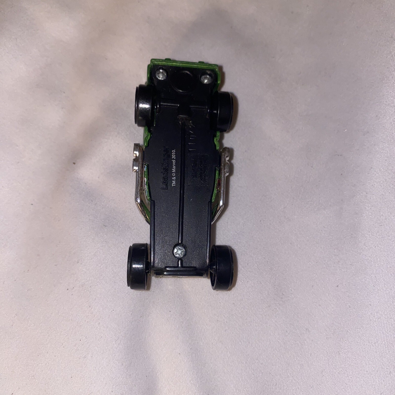 Maisto Leadslinger Marvel Hulk Street Rod Pickup Green Die Cast 1:64