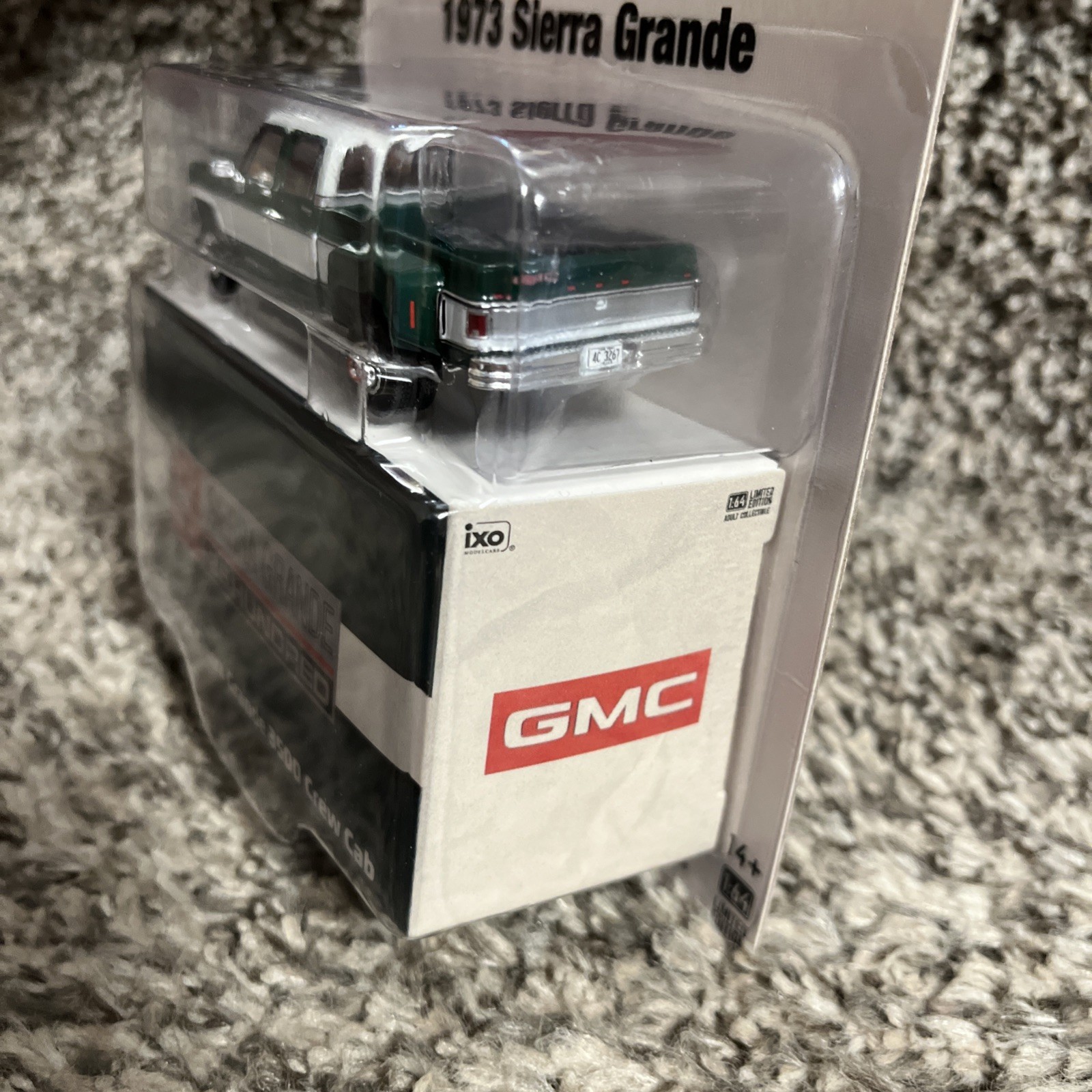 IXO 1:64 1973 GMC Sierra Grande 3500 Crew Cab Dually NEW!!