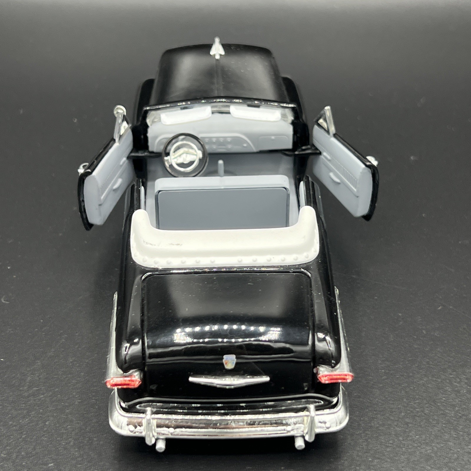 ARKO Toys 1951 Ford Custom Convertible Coupe 1:32 SCALE
