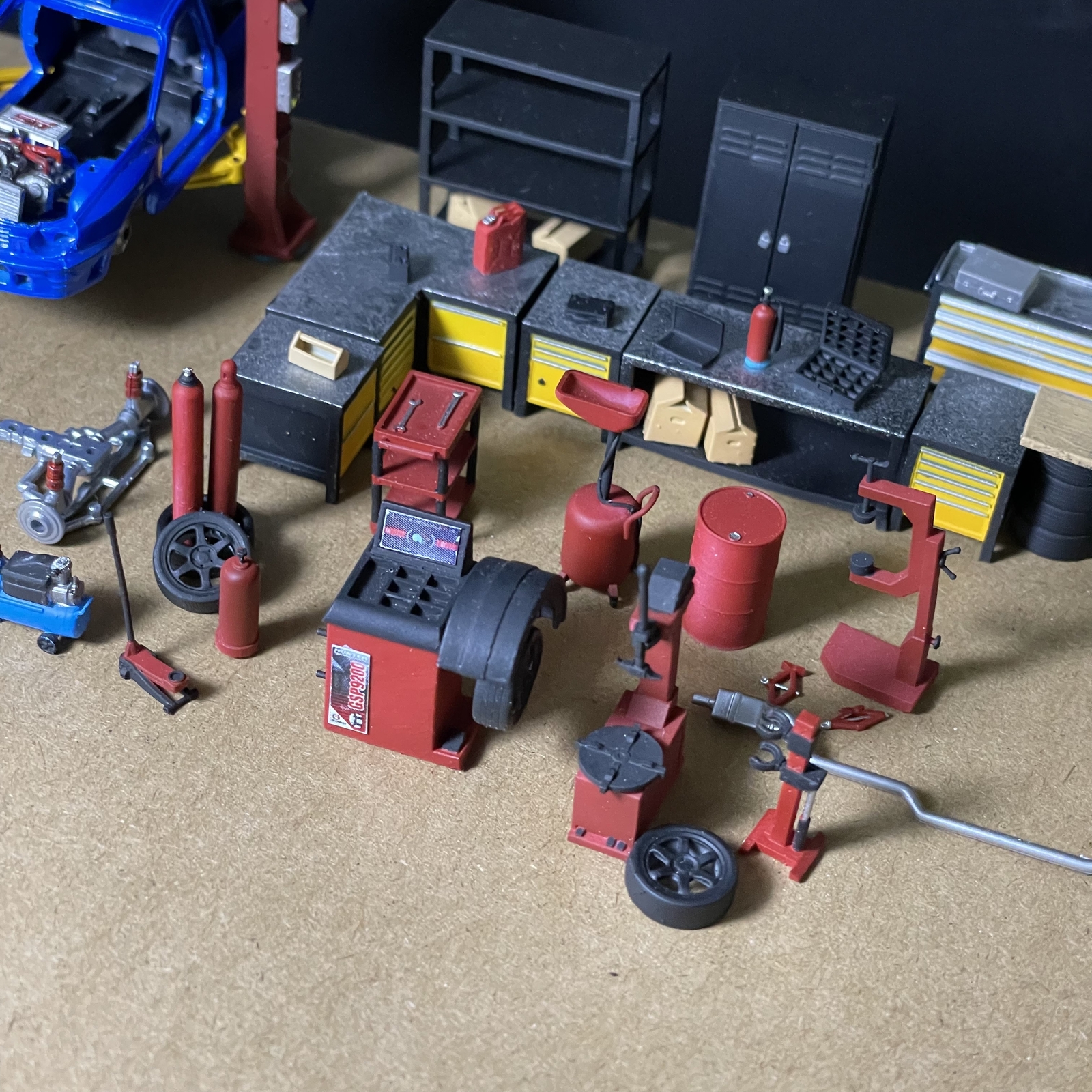 Diorama 1/64 Diecast Car Garage Model Set Repair Workshop Display Accessory Prop