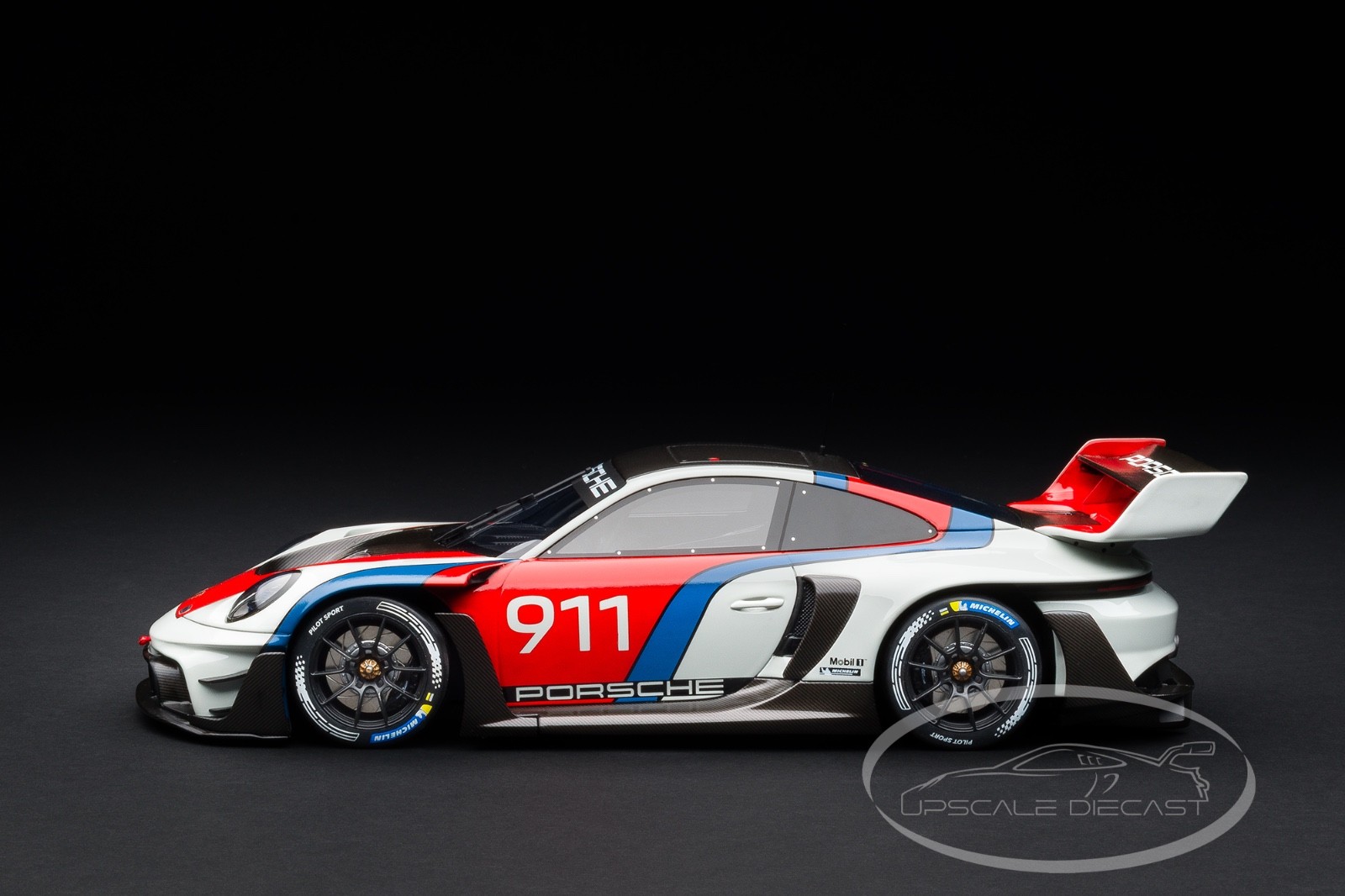 GT Spirit 1/18 Porsche 992 911 GT3 R Rennsport #911 Multi Color Ltd Edition NEW
