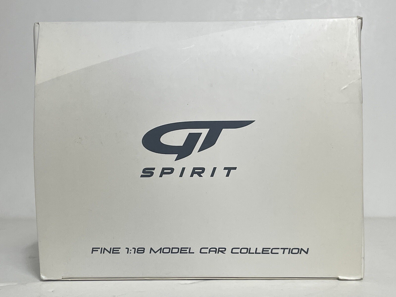 GT Spirit 1/18 Audi (B8)RS4 Avant Red 2013(GT016A)
