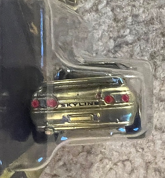 Hot Wheels Premium Vintage Racing Nissan Skyline GT-R (BNR32) Gold Chase