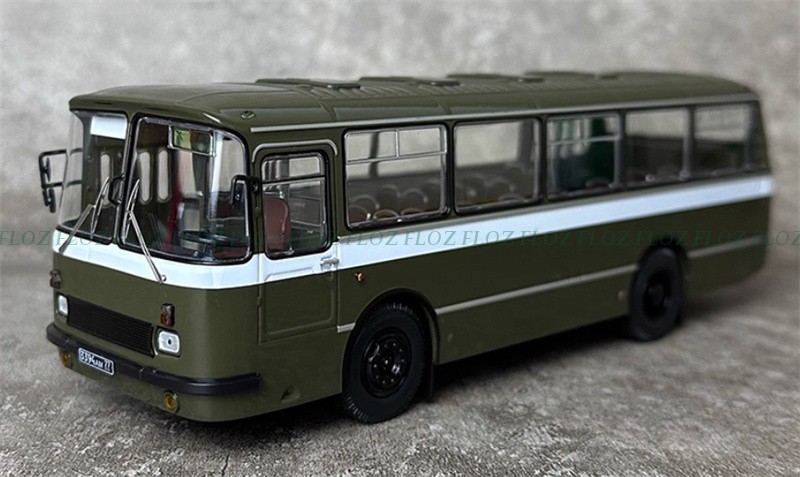 DEMPRICE Russian 695 Bus green 1:43 Bus Pre-built Model