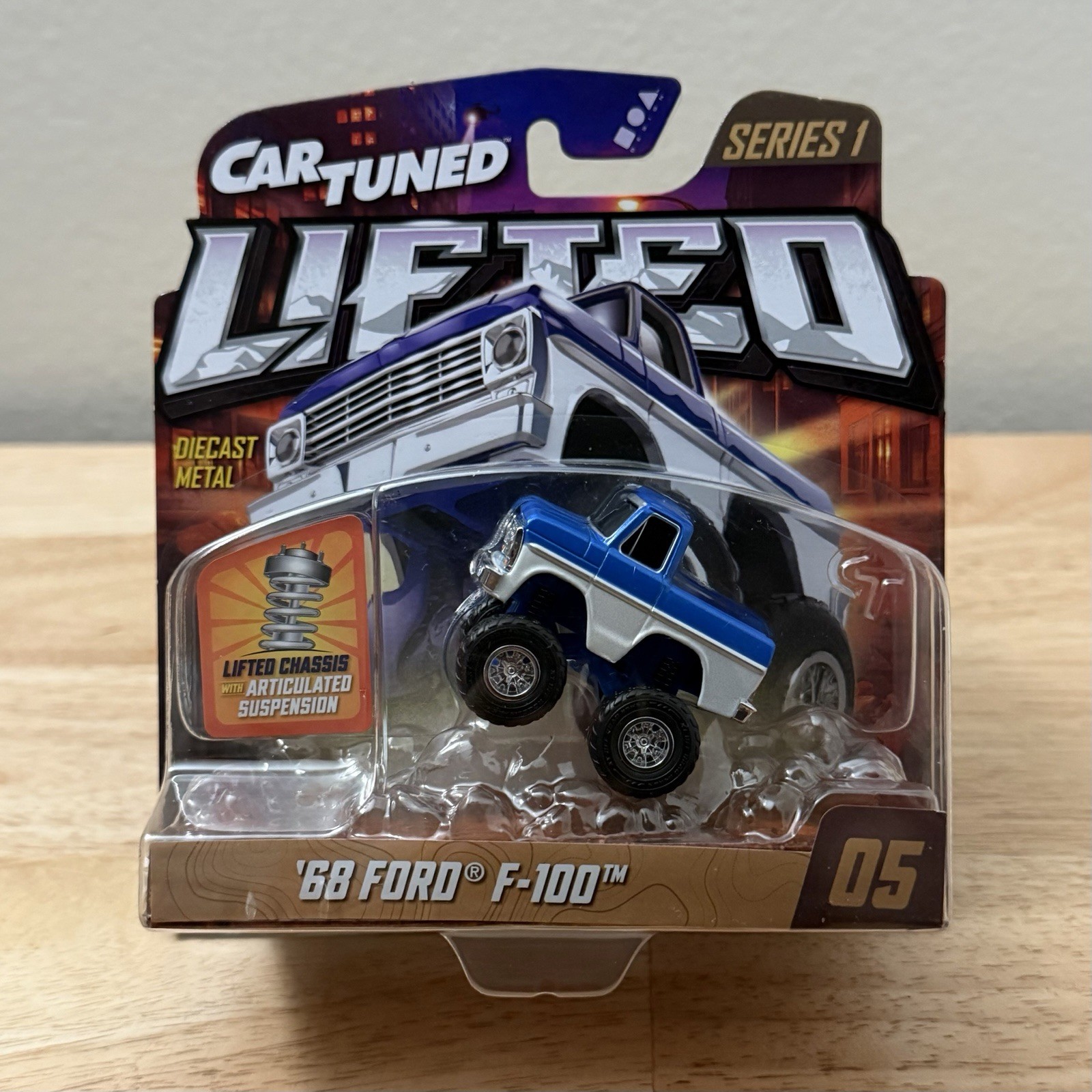 Car Tuned Lifted ’66 Ford Bronco & ’68 Ford F-100 Series 1 Store Exclusive 2 pcs