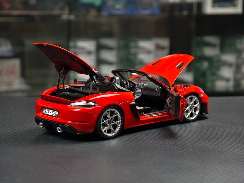 NOREV 1/18 Porsche 718 Spyder RS 2023 Weissach Pack Red Diecast Model 187271