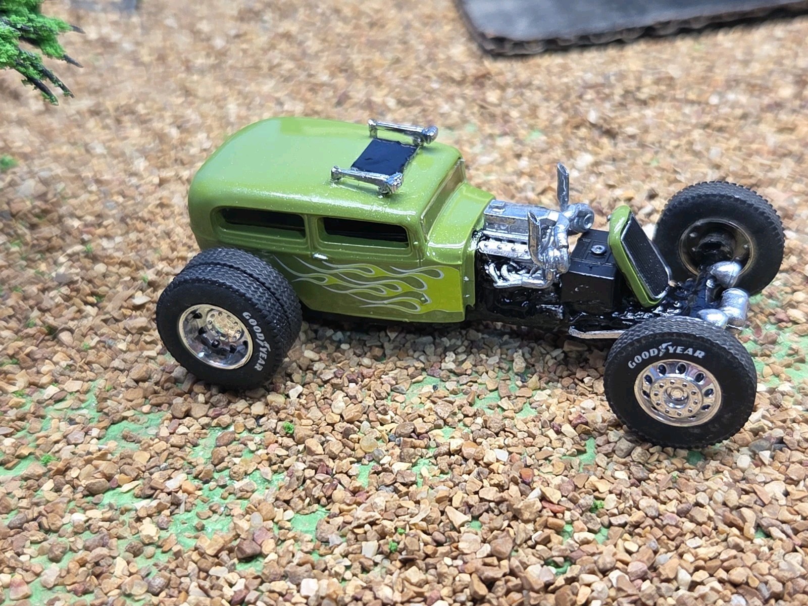 Custom 1:64 street Rat Rod lowered hot FORD chopped panel paddy wagon HotWheels
