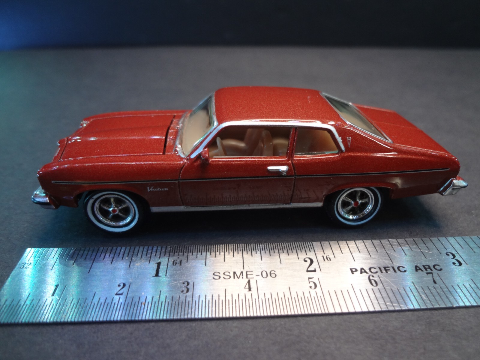 Johnny Lightning 1974 Pontiac Ventura green & bronze bundle – Loose 1:64